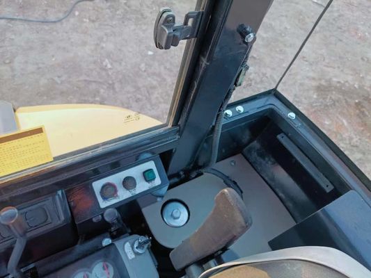 0.2M3 Capacité de seau Mini-excavatrice Komatsu PC35 utilisée depuis 2016 pour la construction