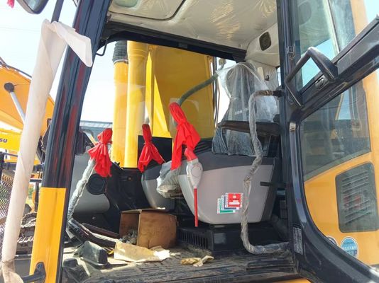 Excavatrice utilisée Komatsu PC220 certifiée CE EPA avec 119 kW de puissance et 22000 kg de poids