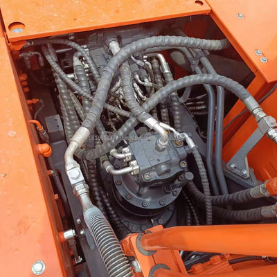Excavateur Doosan DX225 d'occasion 22,5 tonnes Équipement de construction de peinture d'origine