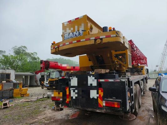Autres grues à cylindre hydraulique utilisées pour camions de 100 tonnes à 200 tonnes avec des performances améliorées