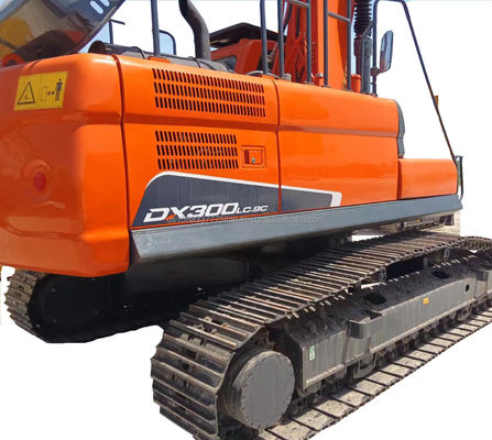Excellente excavatrice DOOSAN DX300 dans et 0-2000 heures de travail 30TON poids de fonctionnement