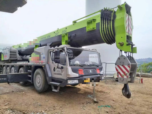 Une grue utilisée de 200 tonnes avec d'excellentes performances et une charge maximale de levage 4.5
