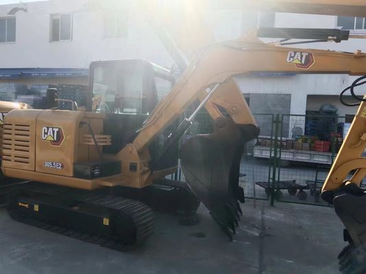 5500 KG Poids de la machine CAT305.5E2 Excavateur à un prix abordable avec une soupape hydraulique d'origine