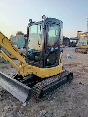 Mini-excavatrice Komatsu PC35 de seconde main avec 11,2 kW de puissance et une capacité de seau de 0,2 M3