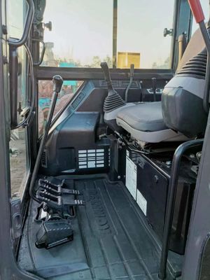 Mini-excavatrice Komatsu PC35 de seconde main avec 11,2 kW de puissance et une capacité de seau de 0,2 M3