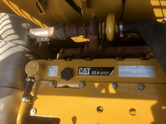 Excavateur CAT320 320D2 d'occasion d'une capacité de seau de 1 M3 et de 0 à 2000 heures de travail