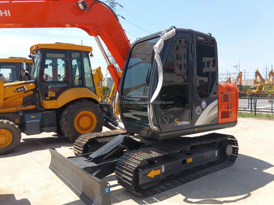 Excavateur Hitachi ZX70 100% original japonais d'occasion avec des heures de travail réduites et un design léger