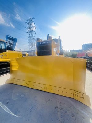 Une pompe hydraulique durable Kawasaki et une vanne utilisée dans le bulldozer SD320 SHANTUI de Trusted