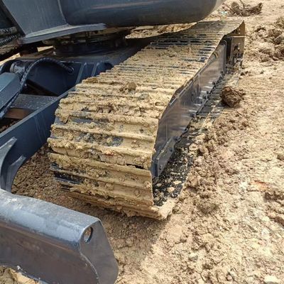 Moteur Caterpillar et composants Hyundai utilisés sur la mini-excavatrice Sunward SWE60E de 6 tonnes