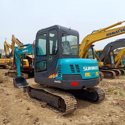 Moteur Caterpillar et composants Hyundai utilisés sur la mini-excavatrice Sunward SWE60E de 6 tonnes